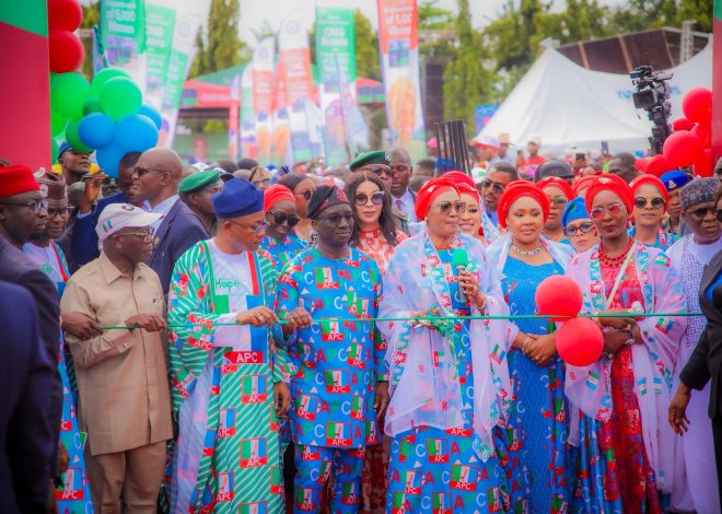 Oluremi Tinubu Commissions 50 CNG buses, launches economic empowerment in Edo